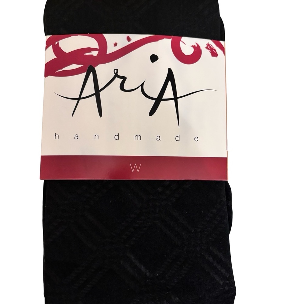 Aria Black Leggings - Picture 2 of 7